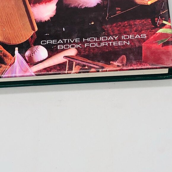 The Spirt of Christmas 2000 Leisure arts creative holiday ideas book READ - Picture 3 of 12